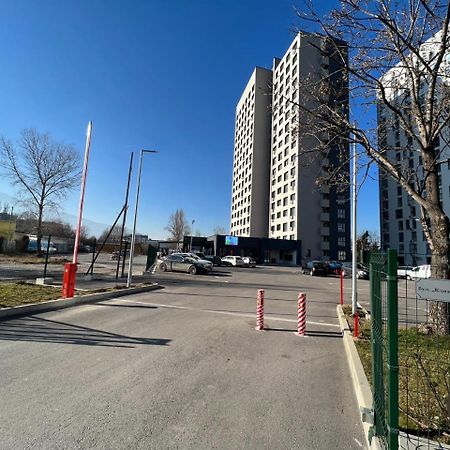 Mountain View Apartment 1 + Parking Sofia Bagian luar foto